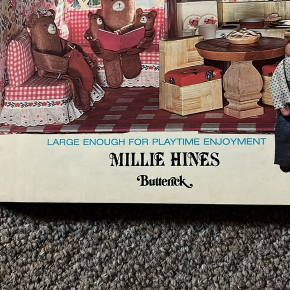 The Most Wonderful Dollhouse BOOK 1979 Millie Hines Hardcover Dust Jacket Teddy - Picture 2 of 16